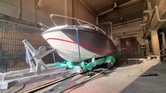 Kajutová loď Quicksilver 455 Cabin - 3