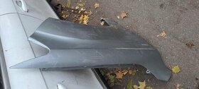 Pravy predni blatnik audi Q7 4L - 3