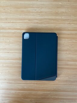 Epico podsvícená klávesnice s pouzdrem pro iPad - 3