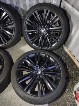 4ks alu disky orig. Škoda 5x112 R19 pneu 235/40 R19 6mm - 3