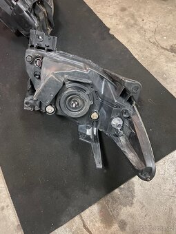 Mazda MPV - 3