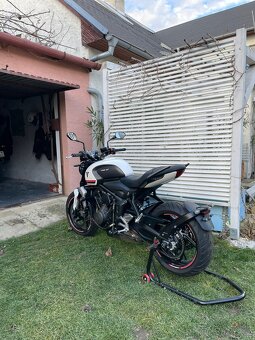 Triumph Trident 660 TP35KW - 3