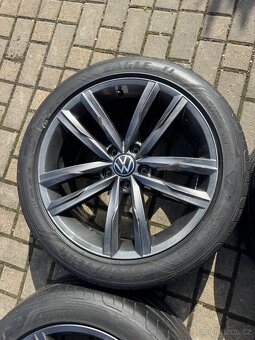 ORIGINÁL Alu Volkswagen Dartford R18,5x112 - TOP STAV, LETNÍ - 3