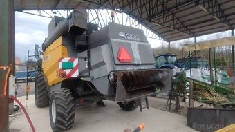 Sampo 3065 kombajn mlatička - 3