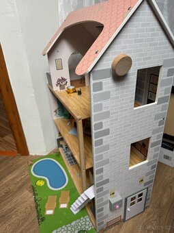 Dřevěný domeček pro panenky XXL - 3