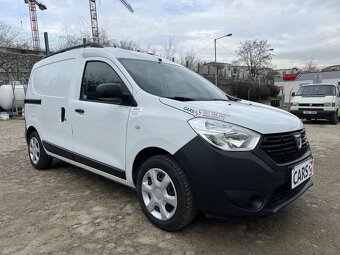 Prodám Dacia Dokker  1.6.,75kw. Koupeno nové v ČR - 3