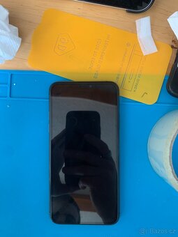 Oprava mobilních telefonů Displej, záda - 3