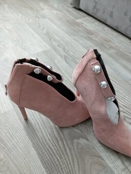 Prodám dámské nové lodičky - 3