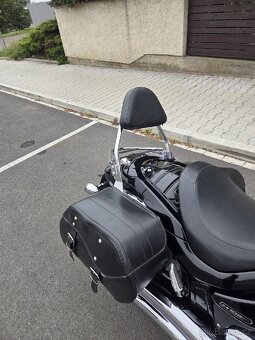 Suzuki intruder 1800 - 3