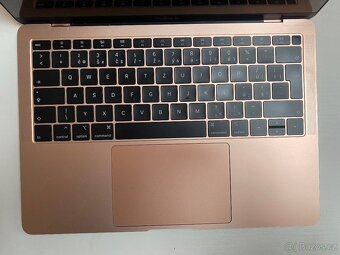 MacBook Air 13" (2018) — i5 / 8 GB RAM / 128 GB SSD - 3