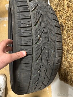 Zimní pneu TOYO SNOWPROX S953 215/50 R18 92V - 3