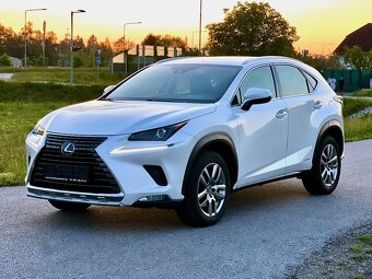 Lexus NX300h Hybrid m.2021 Perleť Navi Kamera Automat - 3