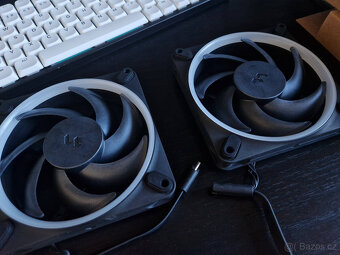 Fractal Design Momentum 12 RGB - NOVÉ - 3