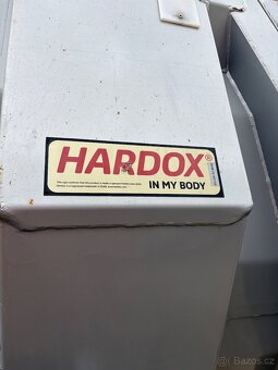 Sklápěcí náves Reichs hardox - 3
