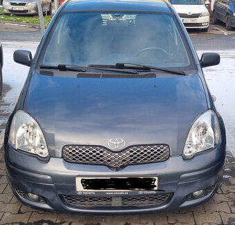 Prodam: Toyota Yaris,1.0 vvt i - 3