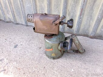 stará benzínová letlampa - 3