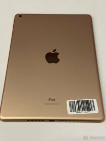 iPad 8 128GB Gold Wifi, krásný stav - 3