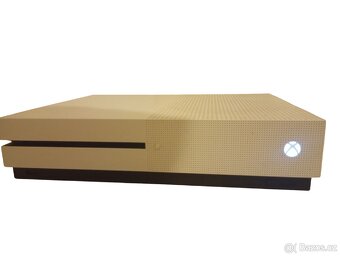 Xbox One S - 3