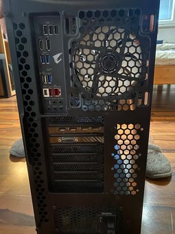 Herní PC Ryzen 5 5600X, GPU 1080, 32GB DDR4 - 3