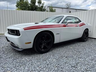 Dodge Challenger 5,7 V8,HEMI,280kW - 3