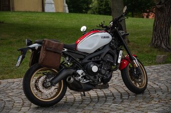 Yamaha XSR 900 - 3