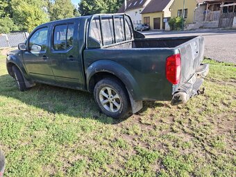 Nissan navara 2.5dci 128kw rok 06 uzávěrka.. - 3