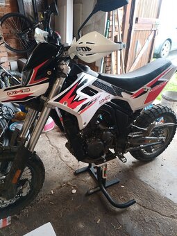 Yuki 125 SMi + Endurové pláště. - 3