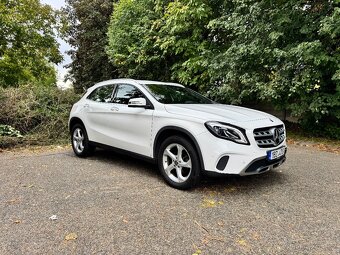 Mercedes Benz GLA200d 4matic - 3