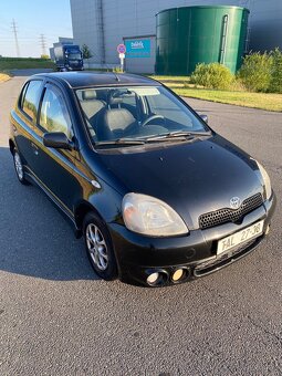 Toyota Yaris Stinger 1.0 - 3