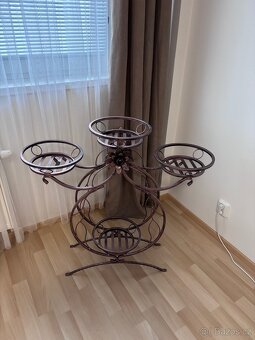 stojan na květiny - 3