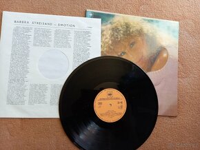 Nehrané LP Barbra Streisand - Emotion - 3