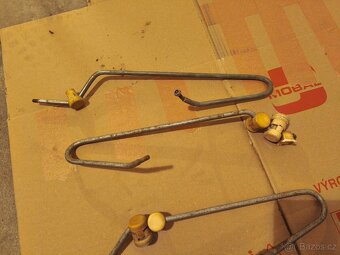 Držáky plexiskla Jawa - 3