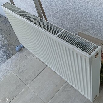 Deskový radiátor KORADO - dvojitý - 3