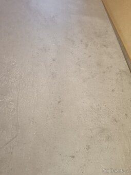 Kuchyňské pracovní desky a dřez s přísl. - 3