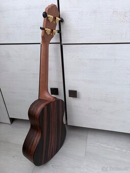 Koncertní ukulele Ortega RUEB-CC - 3