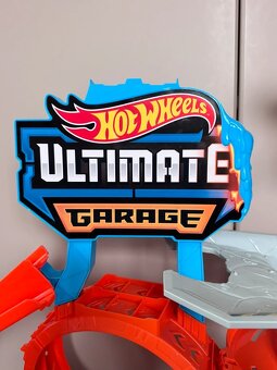 Prodám Hot wheels garáž s drakem - 3