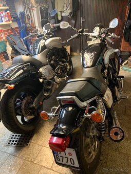 Yamaha V max 1200 - 3