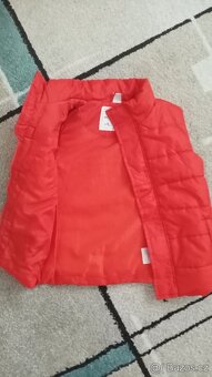 dívčí vesta vel.128, jako nová - 3