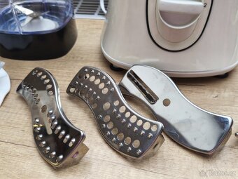 Russell Hobbs Aura kuchyňský robot 19005-56 - 3