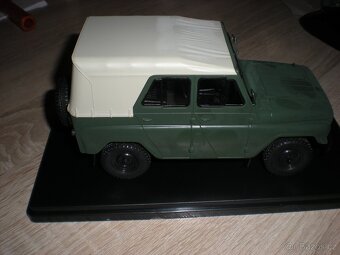 model UAZ, 1:24 - 3