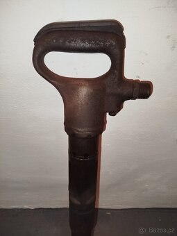 Sbíjecí kladivo - 3