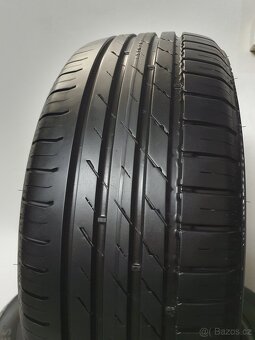4x -- 205/55 R16 Letní 205/55 R16 Nokian / Pirelli -- - 3