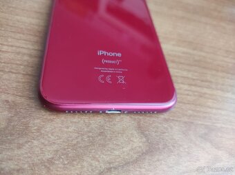 iPhone XR 64GB - červený - 3