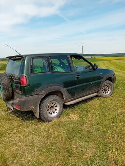 Terrano II 2.4i- benzín -LPG - 3
