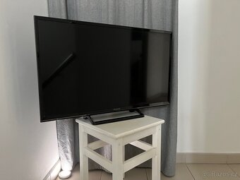 LCD 32" televizor Panasonic FS500 - 3