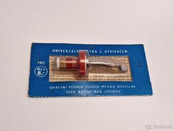 Retro univerzální zátka s otvírákem - ULOŽENKA - 3