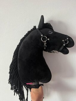Hobby horse "Maximus" cerny zn. LarDen - 3