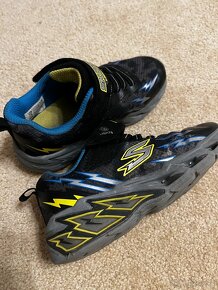 Skechers - 3