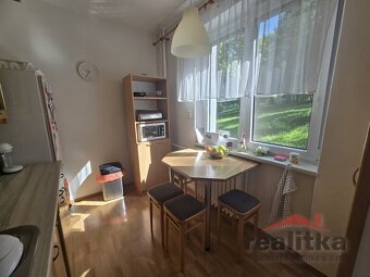 Pronájem bytu 3+1 s lodžii, Opava, ul. Slámova - 3