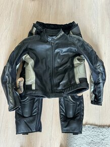 Kombinéza na motorku DAINESE, vel. 54, dvoudílná - 3
